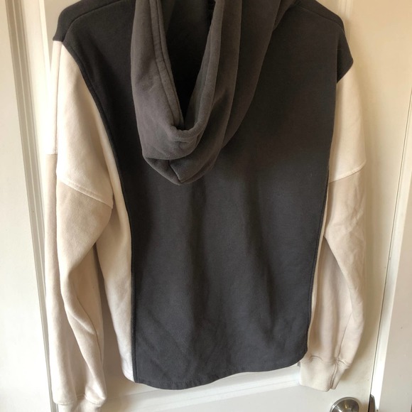 Abercrombie & Fitch Soft A&F Collection Color Block Hoodie size XS Gray Cream - Picture 7 of 13